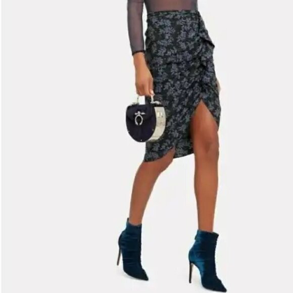 Veronica Beard Hazel Skirt in Desert Fern - Picture 1 of 16